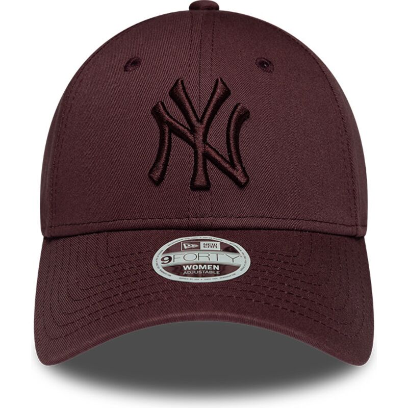 kepure-islenkta-raudona-reguliuojamas-9forty-league-essential-new-york-yankees-mlb-new-era kepure-islenkta-raudona-reguliuojamas-9forty-league-essential-new-york-yankees-mlb-new-era