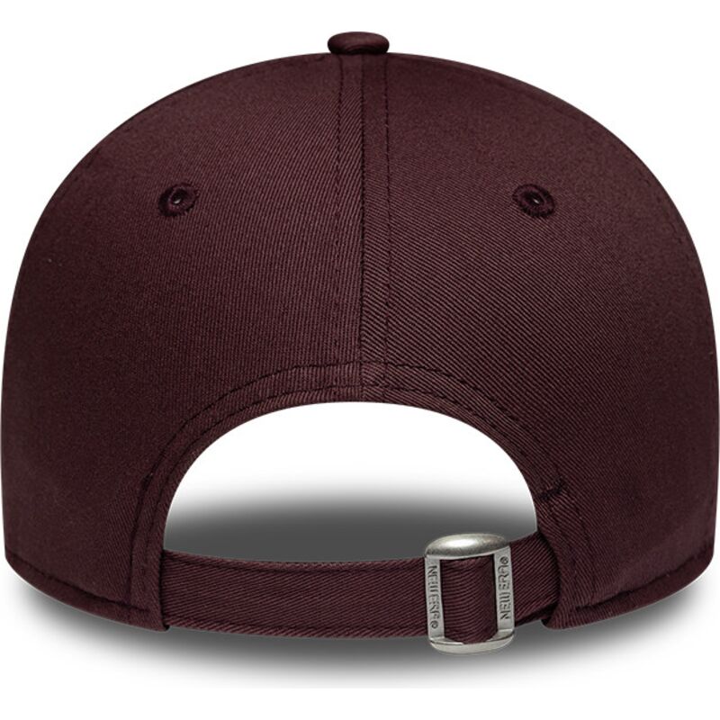 kepure-islenkta-raudona-reguliuojamas-9forty-league-essential-new-york-yankees-mlb-new-era kepure-islenkta-raudona-reguliuojamas-9forty-league-essential-new-york-yankees-mlb-new-era