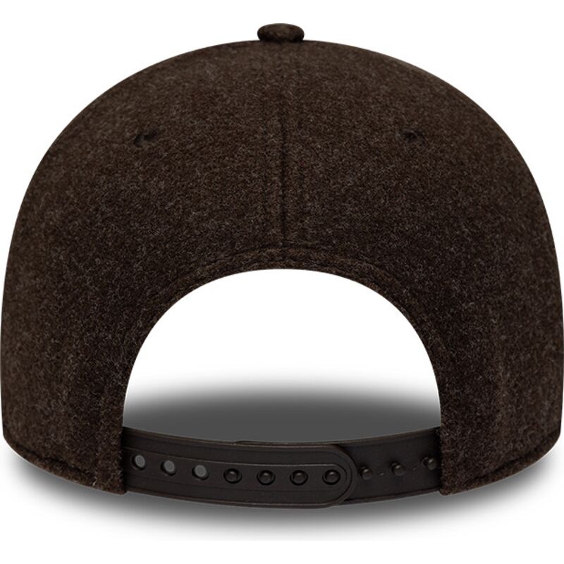kepure-islenkta-ruda-snapback-9forty-winter-new-york-yankees-mlb-new-era