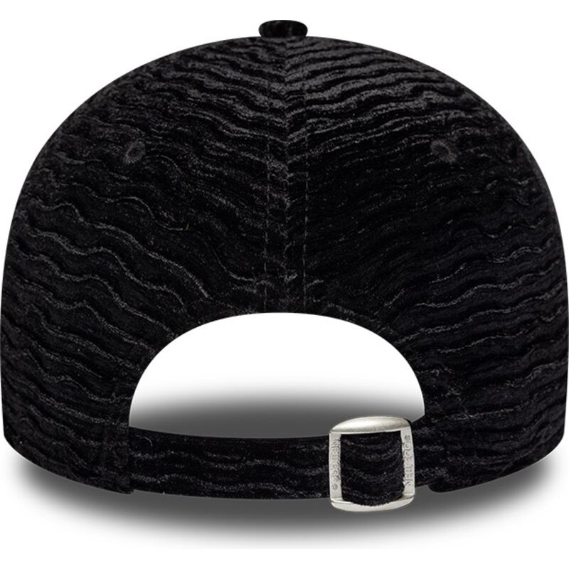 kepure-islenkta-juoda-reguliuojamas-9forty-velour-new-york-yankees-mlb-new-era