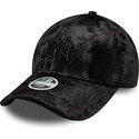 kepure-islenkta-juoda-reguliuojamas-9forty-pattern-velour-new-york-yankees-mlb-new-era