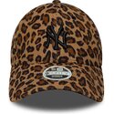 kepure-islenkta-leopardinis-reguliuojamas-9forty-leopard-cord-new-york-yankees-mlb-new-era