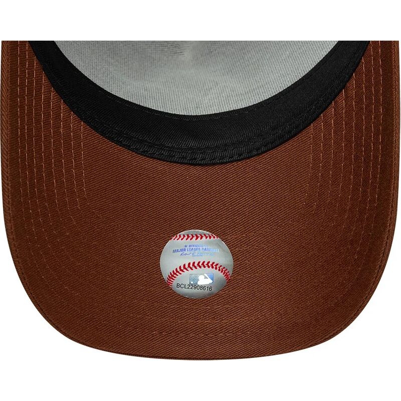 kepure-islenkta-ruda-snapback-e-frame-outline-new-york-yankees-mlb-new-era