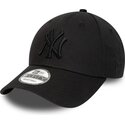 kepure-islenkta-juoda-reguliuojamas-9forty-league-essential-new-york-yankees-mlb-new-era