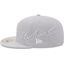 kepure-plokscia-pilka-priglundanti-59fifty-side-script-chicago-white-sox-mlb-new-era