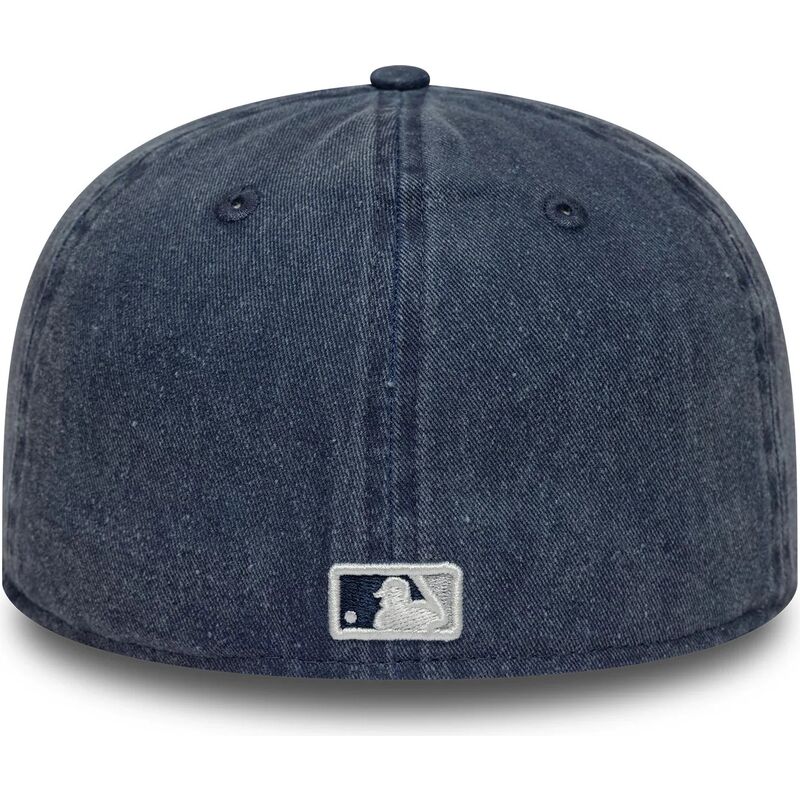 kepure-plokscia-tamsiai-melyna-priglundanti-59fifty-washed-new-york-yankees-mlb-new-era