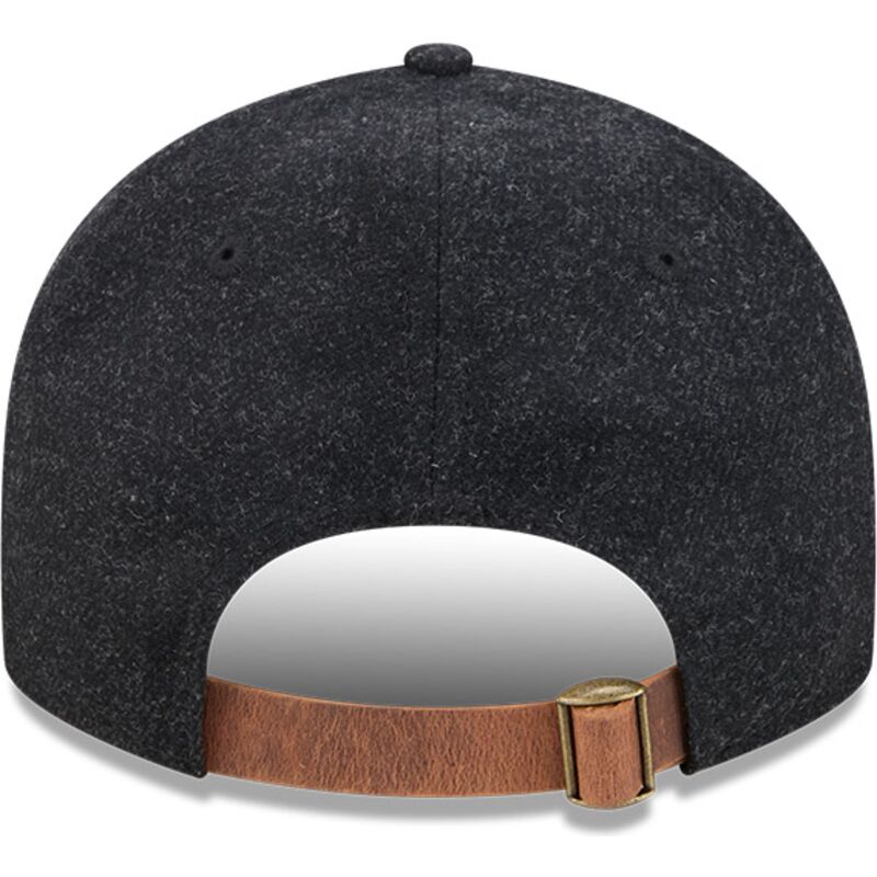 kepure-islenkta-juoda-reguliuojamas-9fifty-retro-crown-precurved-boston-red-sox-mlb-new-era kepure-islenkta-juoda-reguliuojamas-9fifty-retro-crown-precurved-boston-red-sox-mlb-new-era