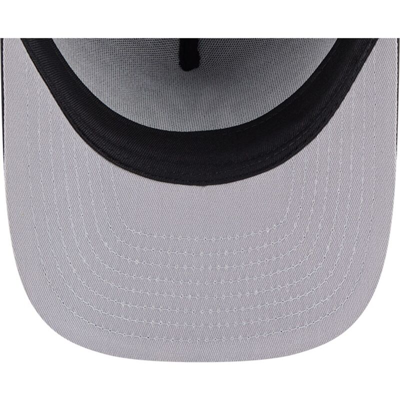 kepure-islenkta-juoda-snapback-9fifty-a-frame-precurved-checkered-new-york-yankees-mlb-new-era kepure-islenkta-juoda-snapback-9fifty-a-frame-precurved-checkered-new-york-yankees-mlb-new-era