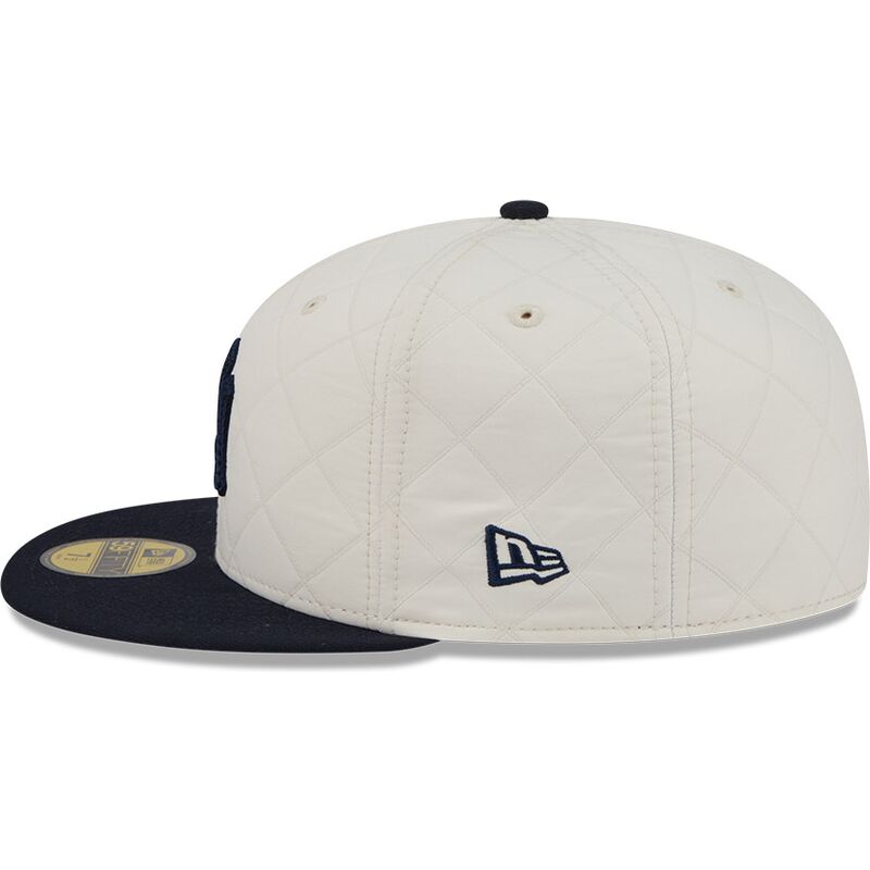 kepure-plokscia-balta-priglundanti-59fifty-checkered-new-york-yankees-mlb-new-era kepure-plokscia-balta-priglundanti-59fifty-checkered-new-york-yankees-mlb-new-era