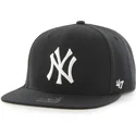 kepure-plokscia-juoda-snapback-lisa-new-york-yankees-mlb-47-brand