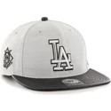 szara-plaska-czapka-snapback-z-bocznym-logo-mlb-los-angeles-dodgers-od-47-brand