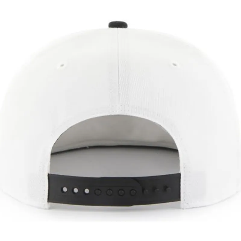 kepure-plokscia-balta-snapback-lateral-chicago-white-sox-mlb-47-brand kepure-plokscia-balta-snapback-lateral-chicago-white-sox-mlb-47-brand